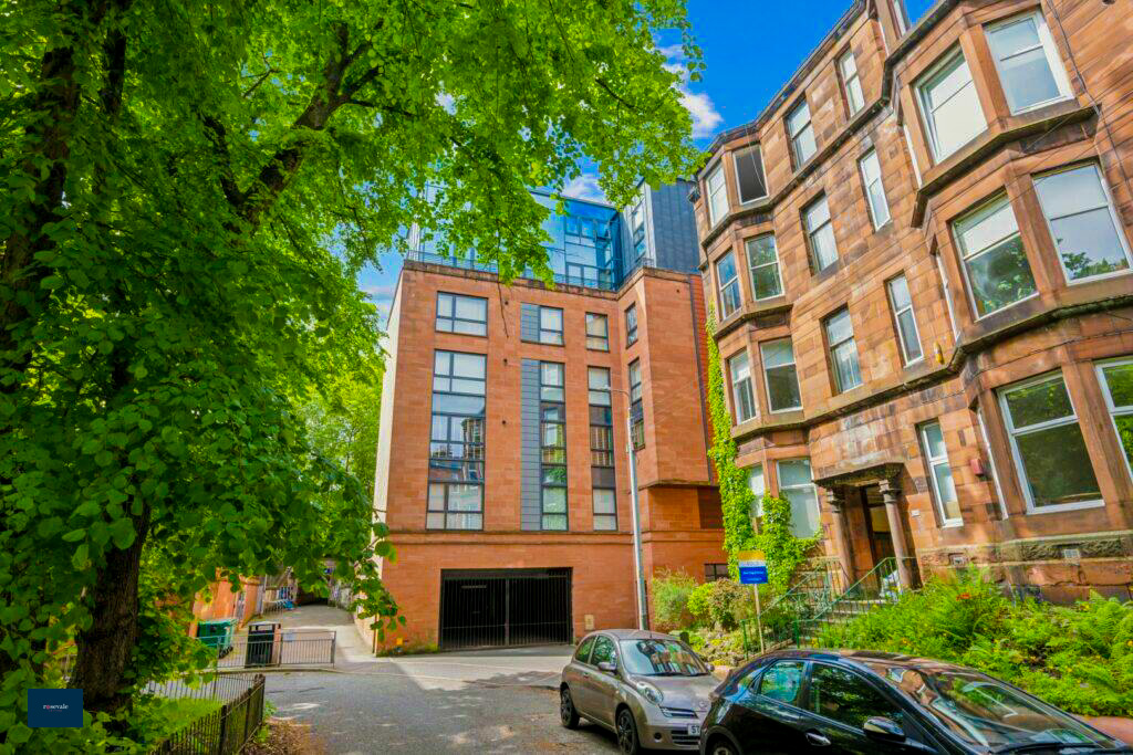 Flat 1/3, 147 Hayburn Lane, Glasgow, G12 9FB