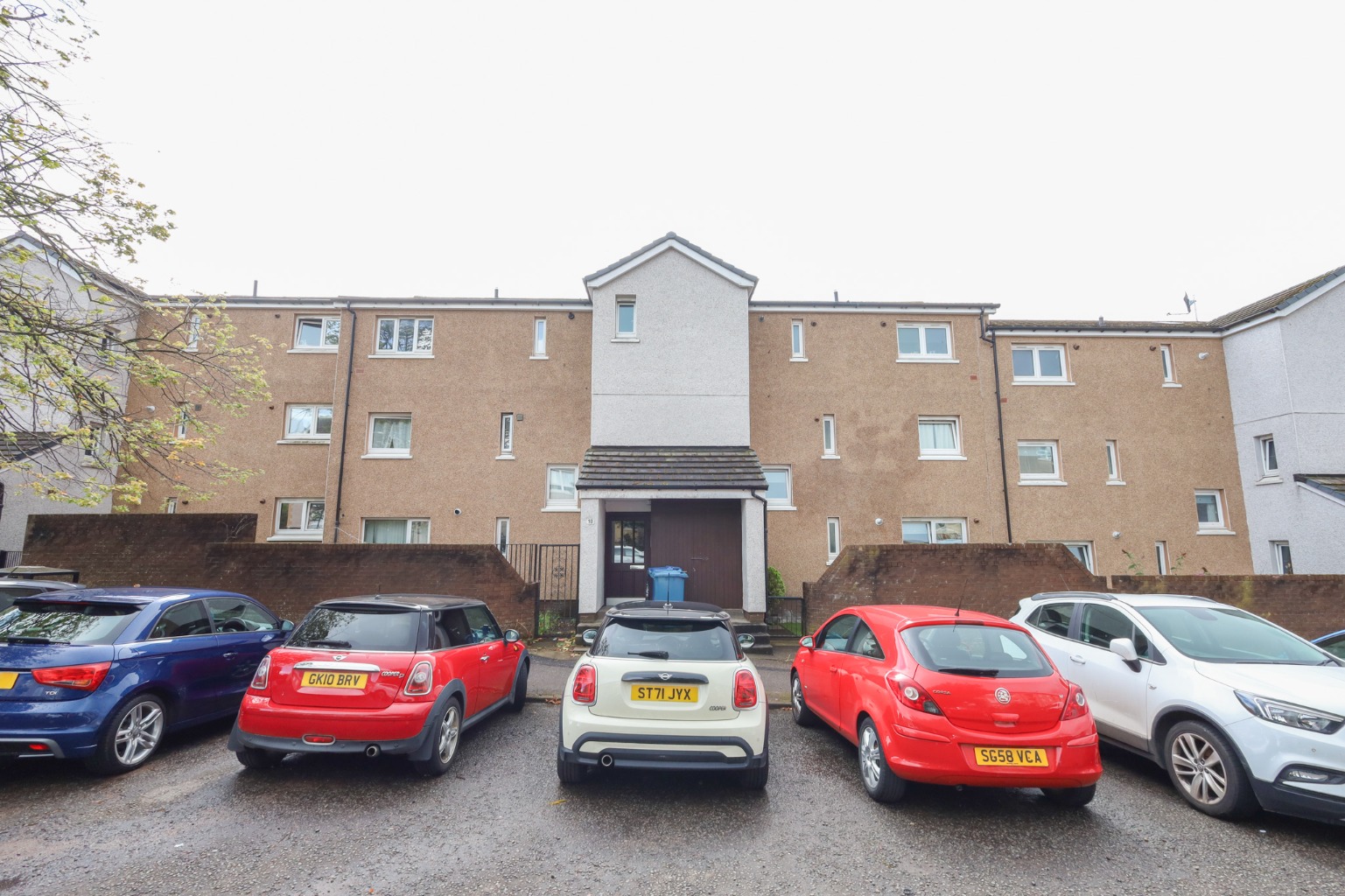 Flat 2/1 18 Broompark Drive Glasgow G31 2DP