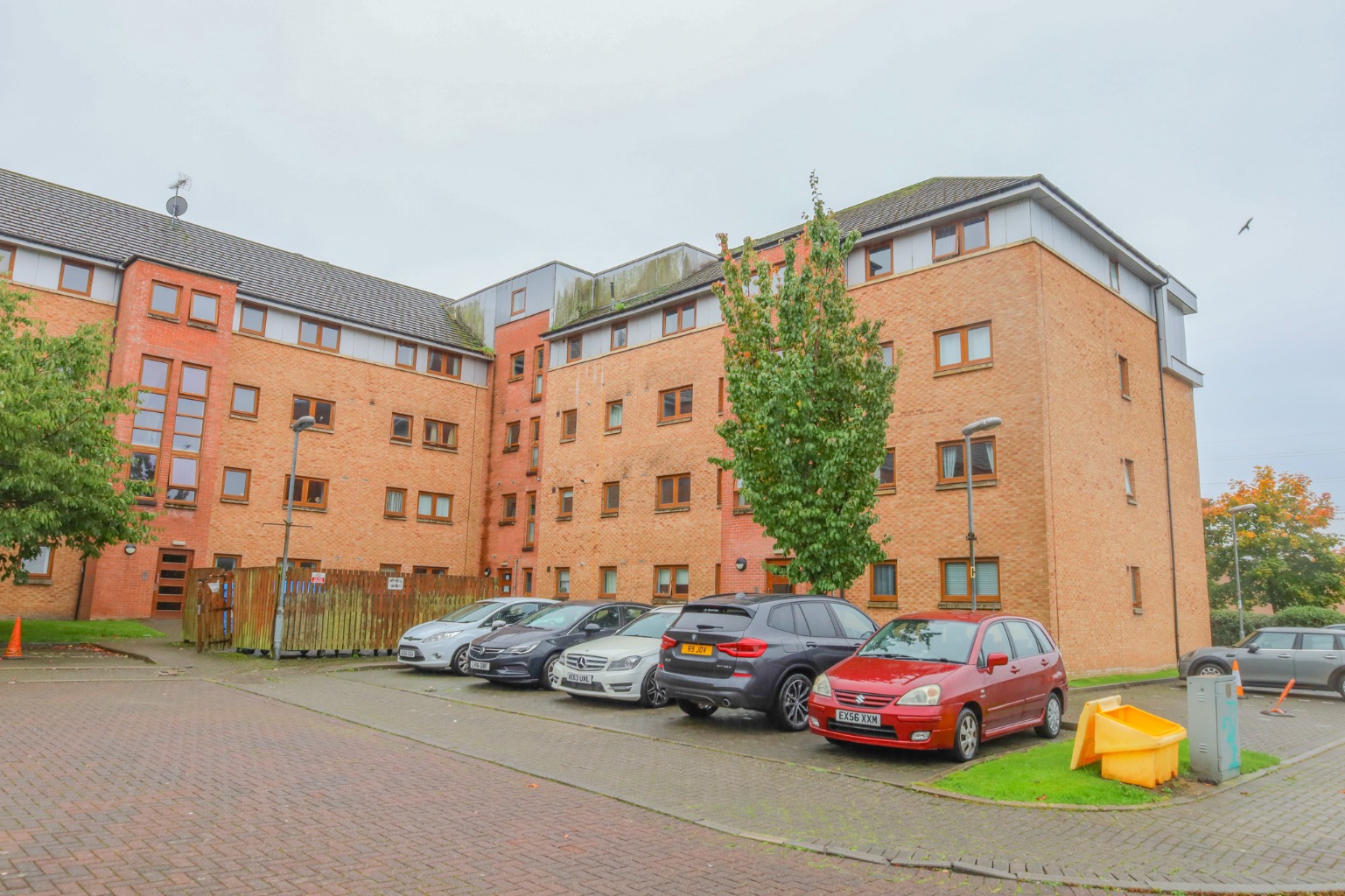 Flat 1/1 27 Dawson Road Glasgow G4 9ST