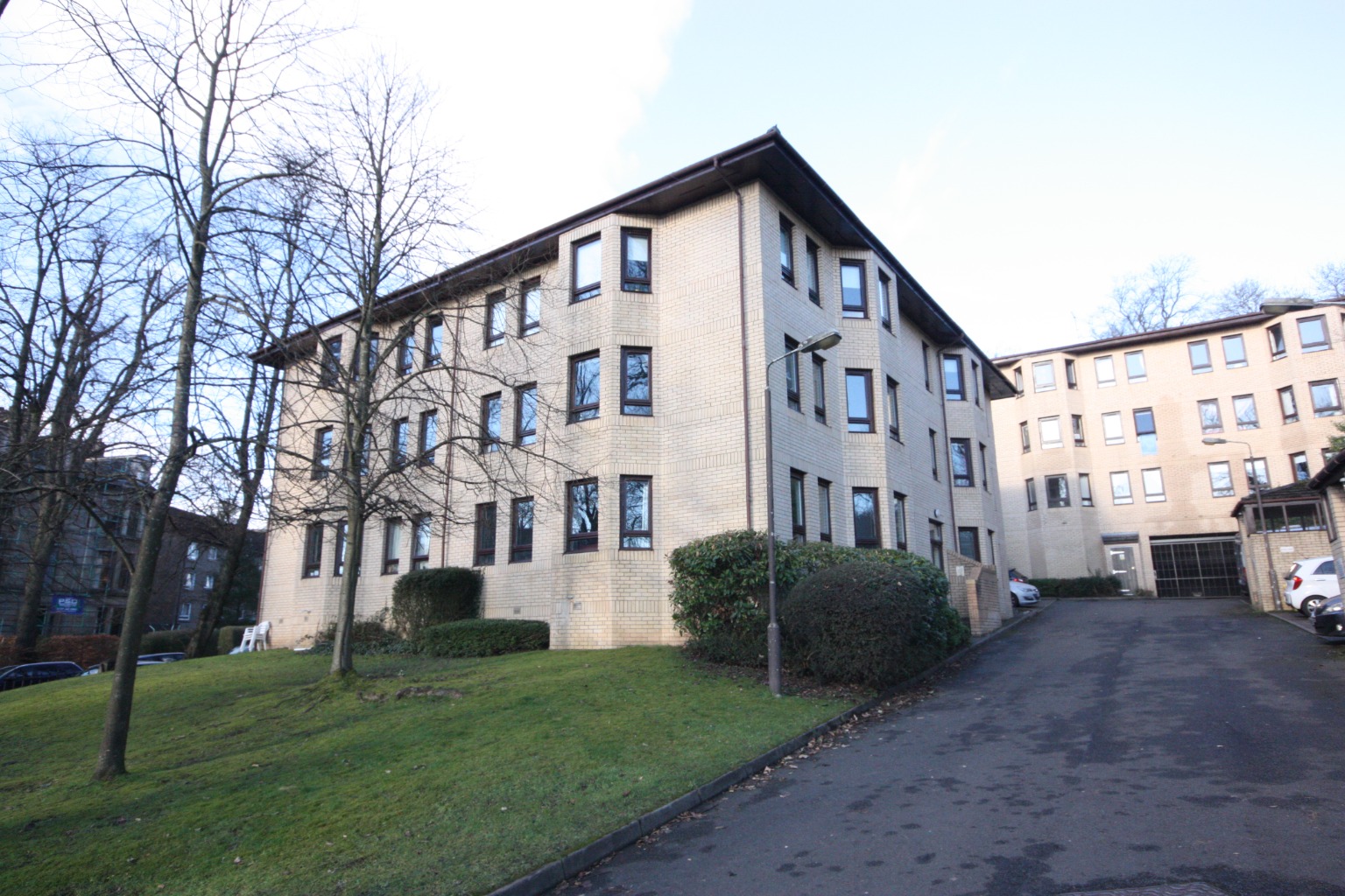 Flat 2/2, 58 Fortrose Street, Glasgow G11 5LP