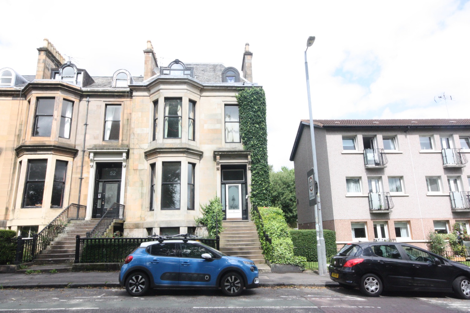 Basement Flat, 50 Highburgh Road, Glasgow G12 9EH