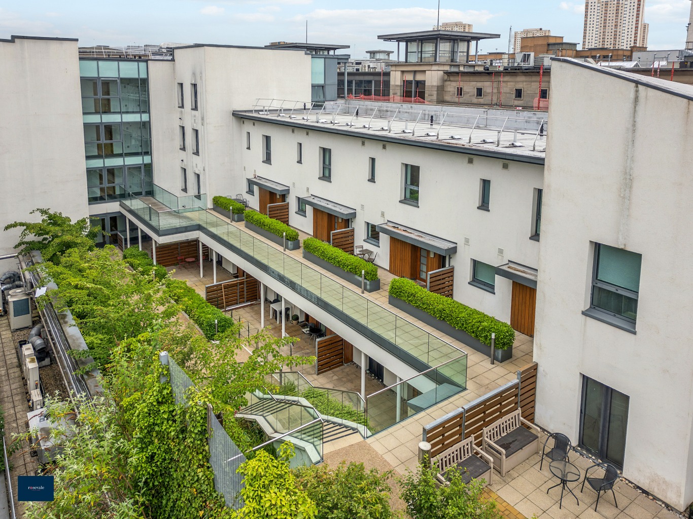 Flat 3/6, 7 Bath Street, Glasgow, G2 1HY